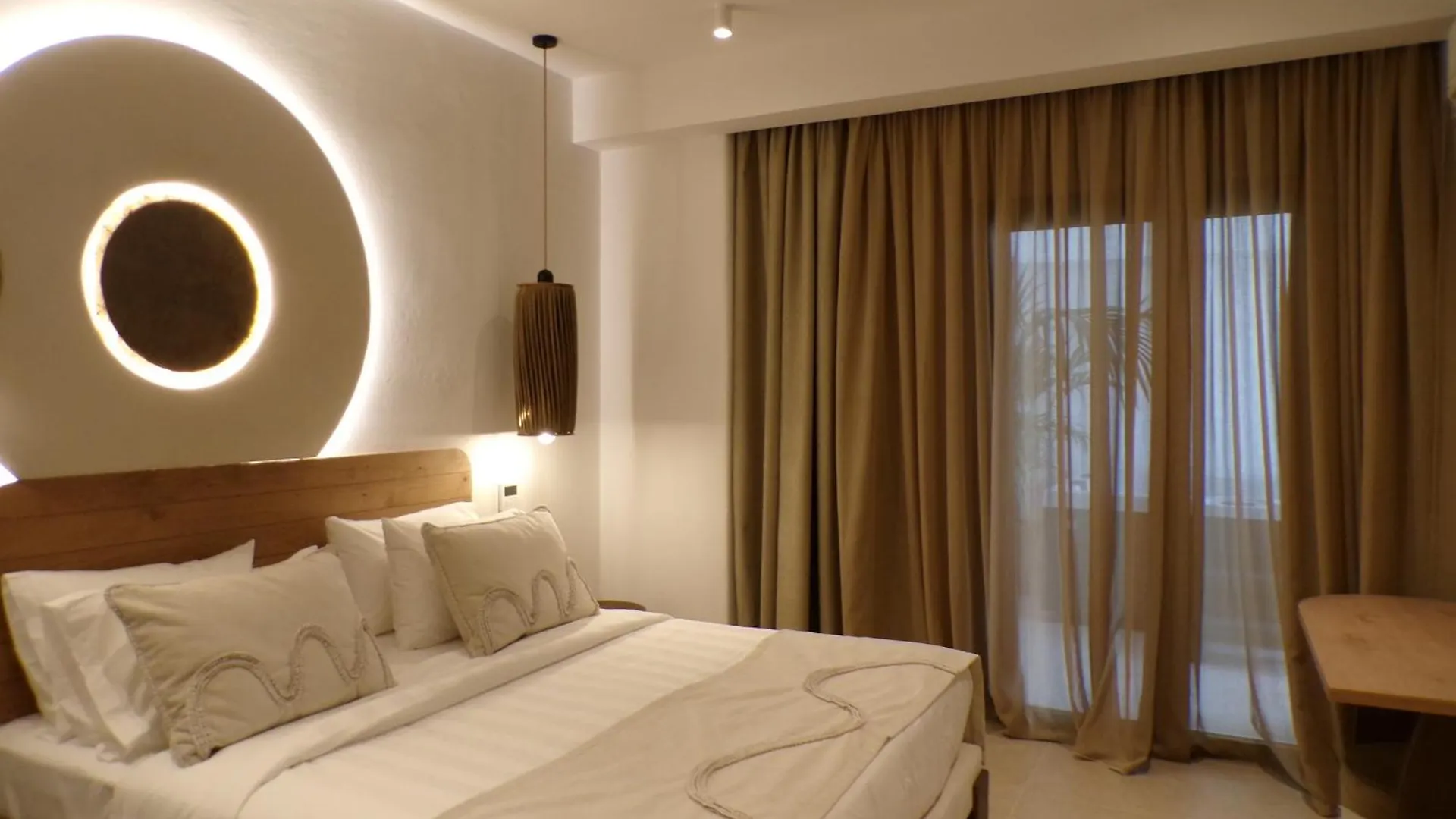 Hotel Iria Blue Mykonos à Platis Yialos 4*,